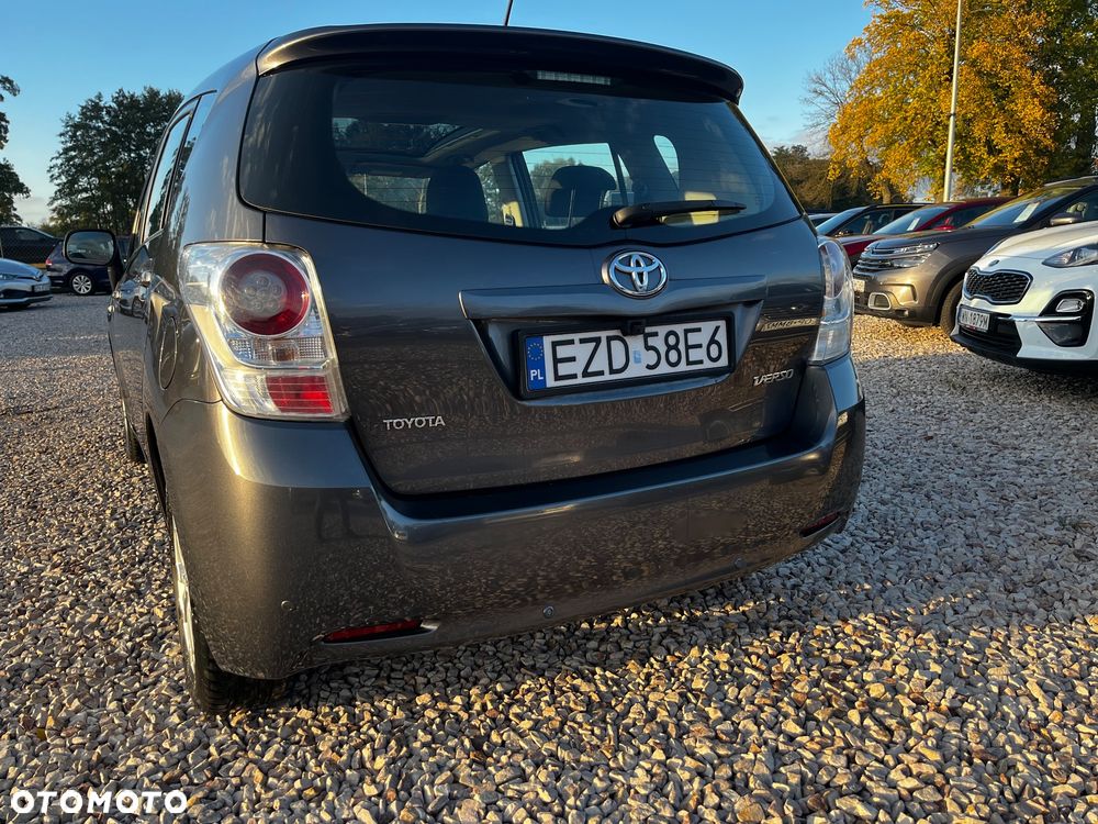 Toyota Verso 1.6 Sol EU5 - 6