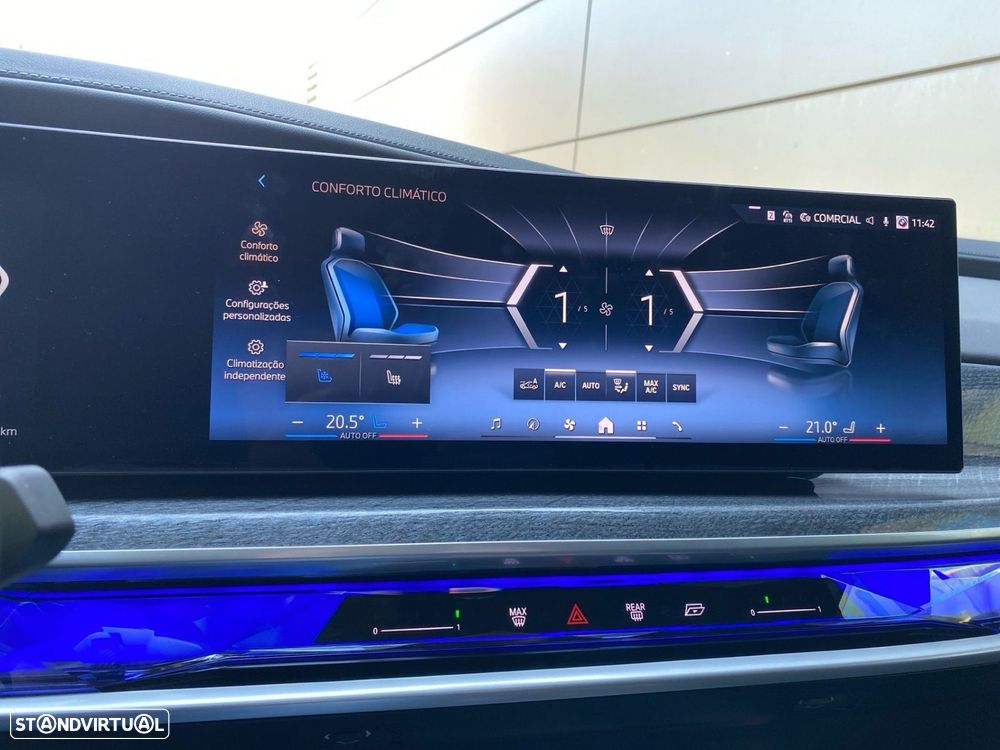 BMW i7 eDrive50 Pack Desportivo M Pro — fotografia 11