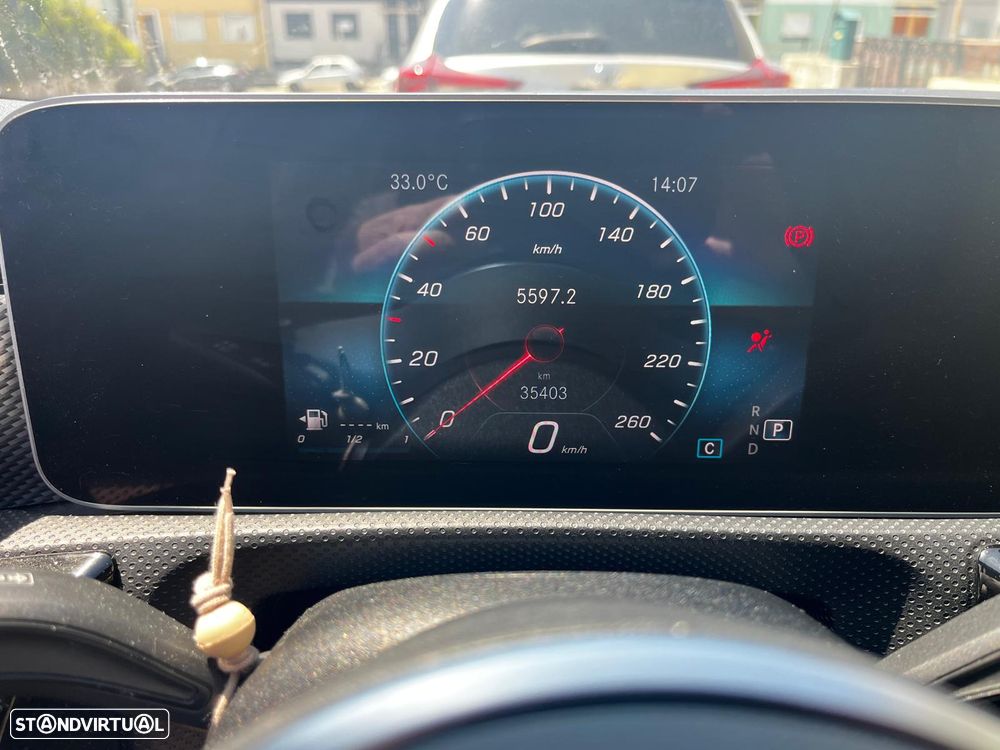 Mercedes-Benz A 180 d Business Solutions Aut. — fotografia 7
