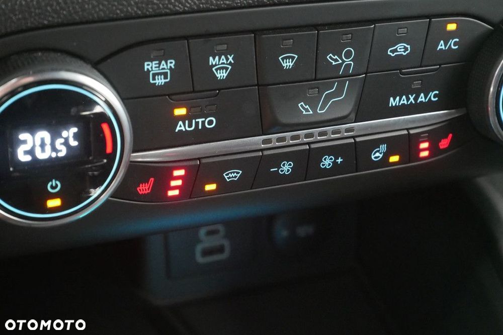 Ford Focus - 24