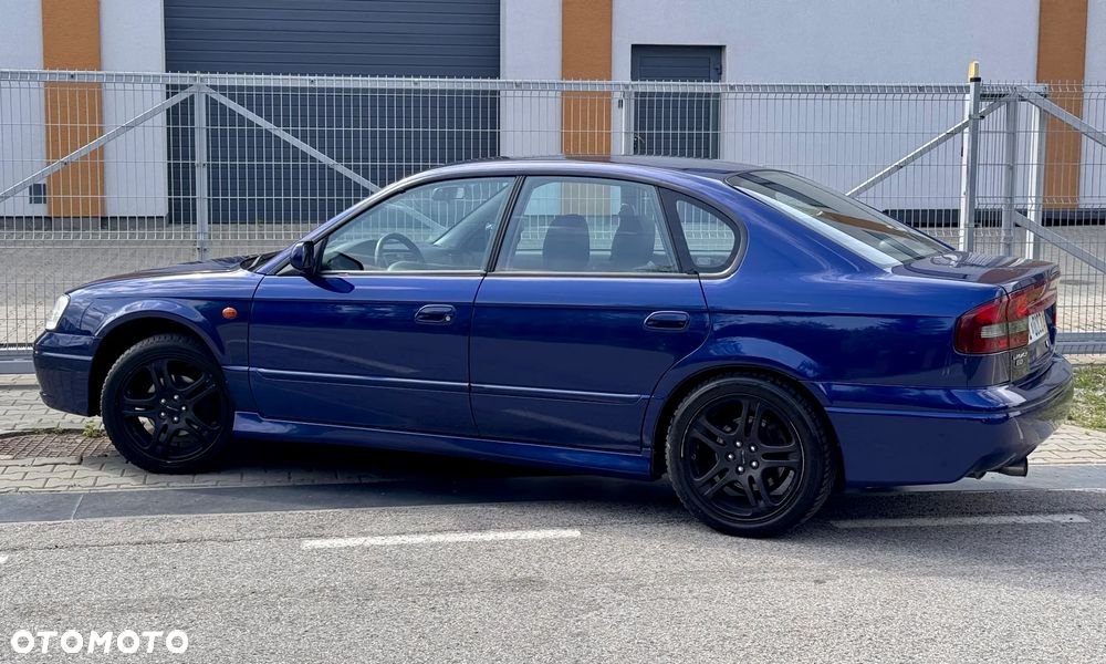 Subaru Legacy - 18