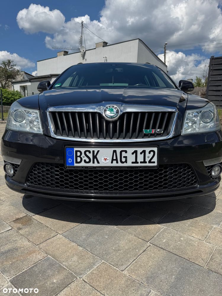 Skoda Octavia 2.0 TDI DPF RS DSG - 25
