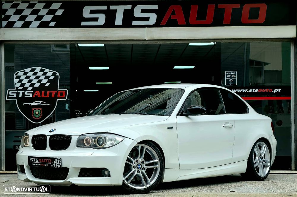 BMW 123 d Limited Edition Lifestyle c/ M Sport Pack - 51
