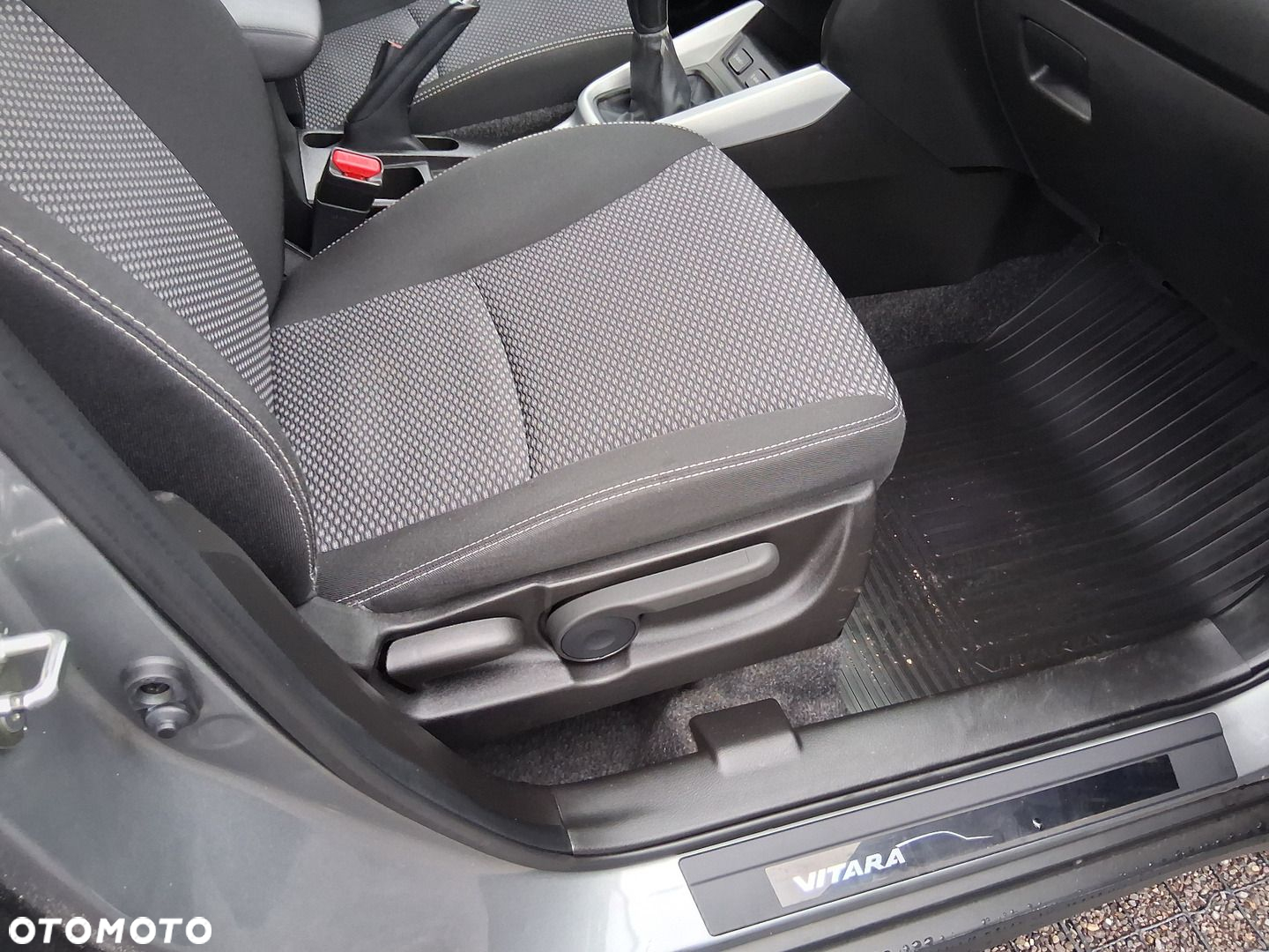 Suzuki Vitara 1.6 Premium 2WD - 18
