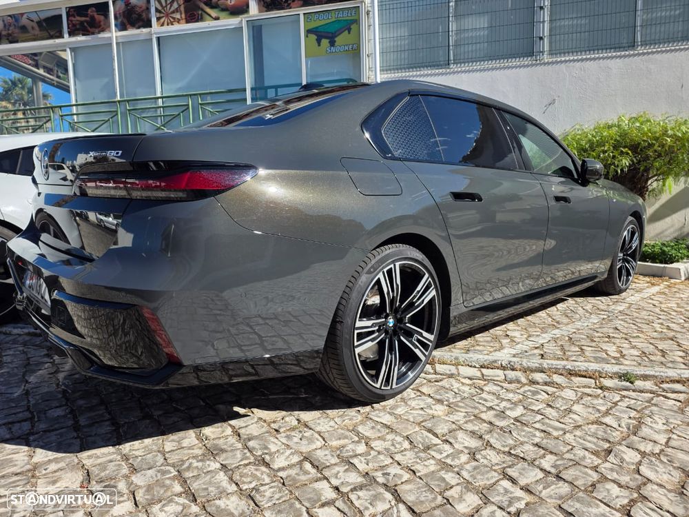 BMW i7 xDrive60 Pack Desportivo M Pro - 35