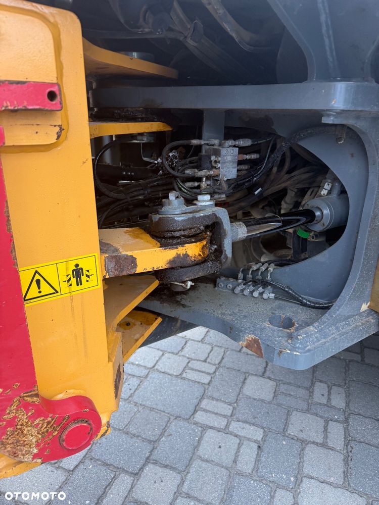 Liebherr L526 - 17
