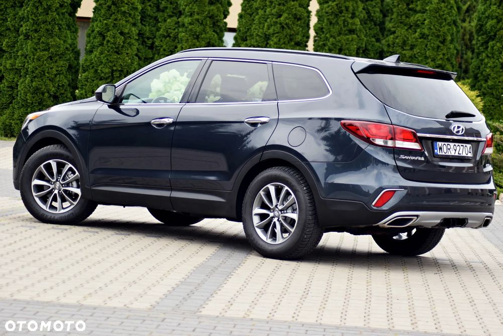 Hyundai Santa Fe - 11