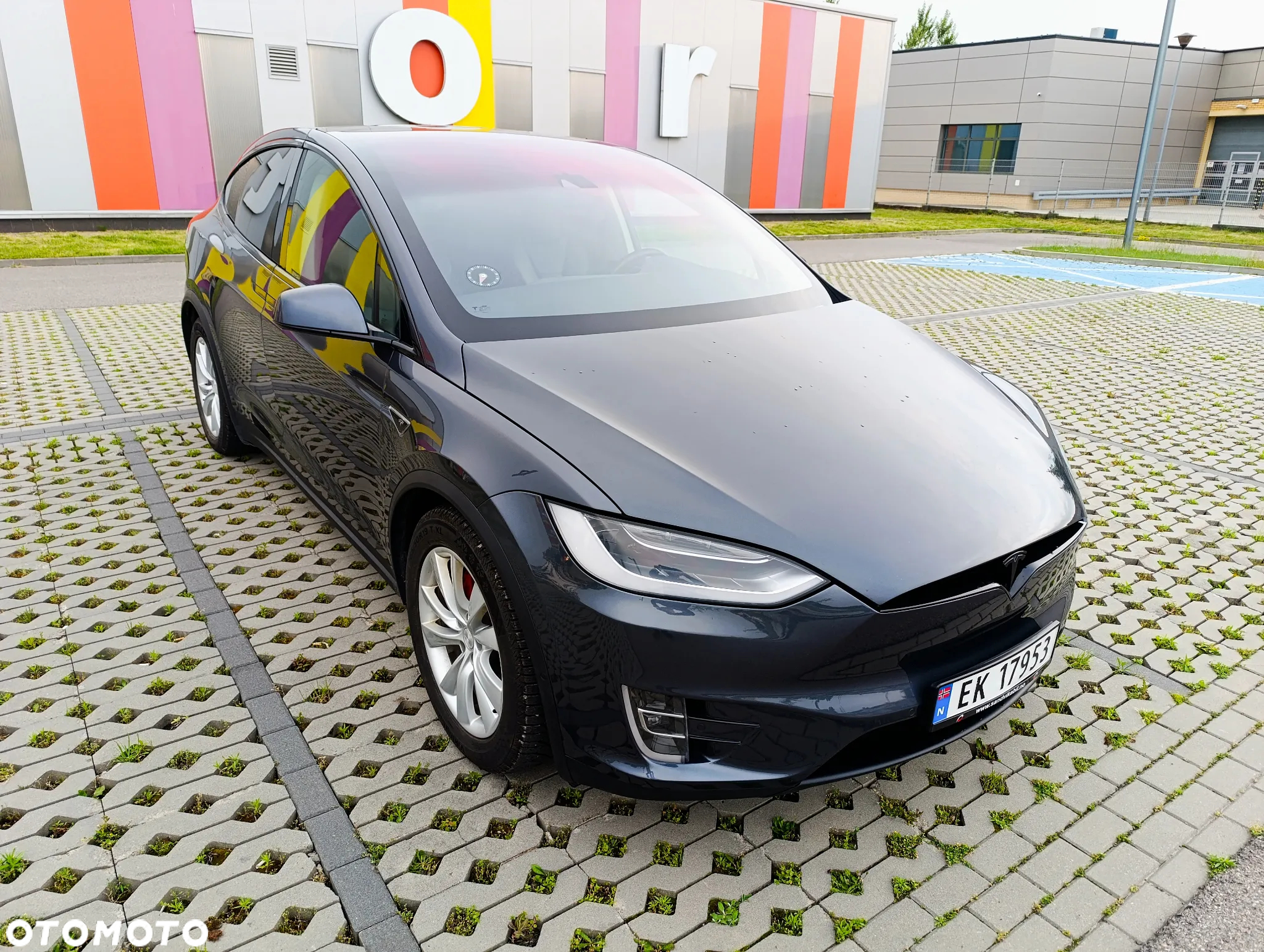 Tesla Model X Performance - 9