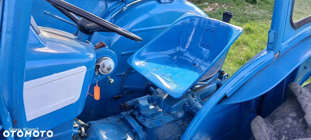 Ford Super Dexta 3000 - 14