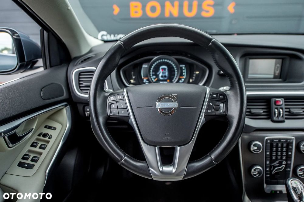 Volvo V40 - 21