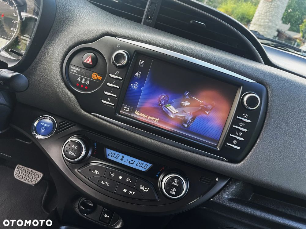 Toyota Yaris ver-hybrid-1-5-vvt--i-comfort - 23