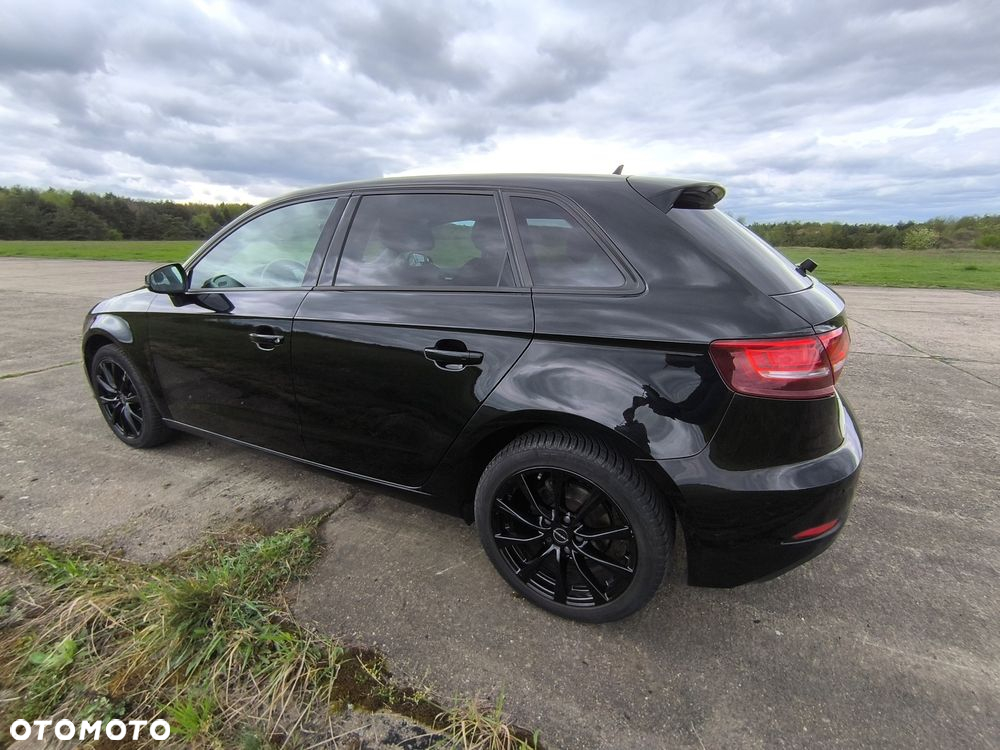Audi A3 1.6 TDI S tronic - 10
