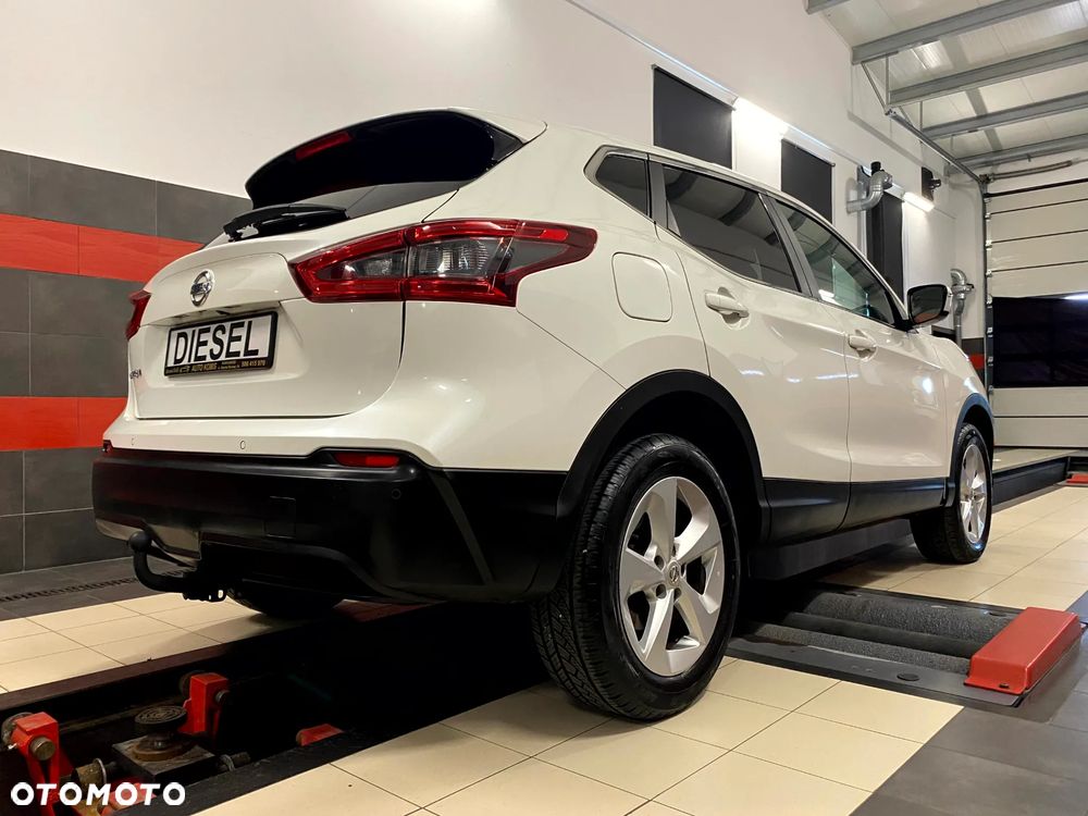 Nissan Qashqai 1.6 dCi Xtronic TEKNA+ - 14