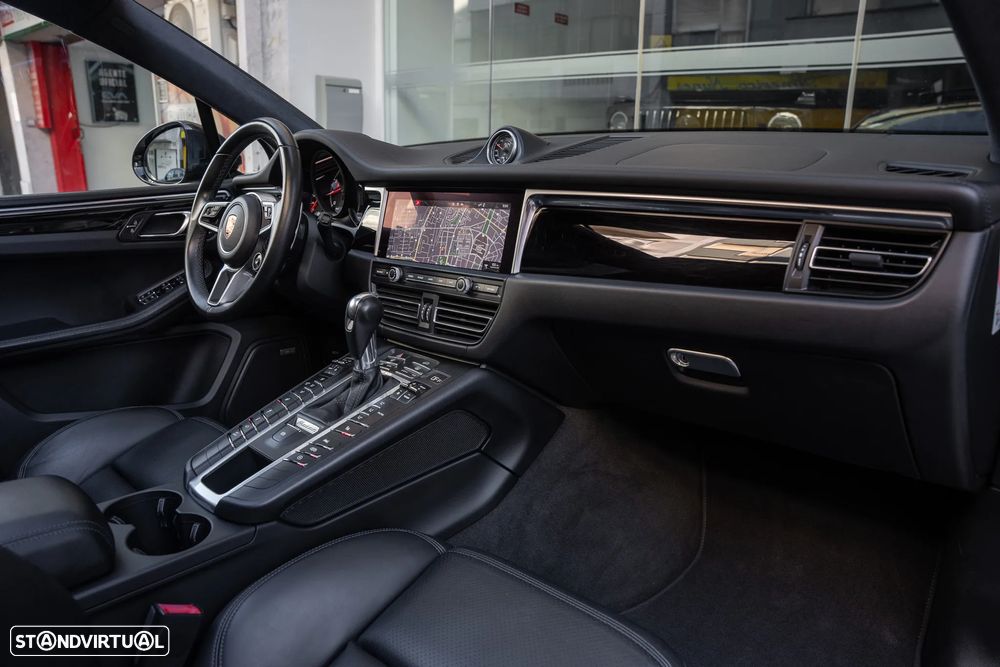 Porsche Macan Turbo PDK - 13