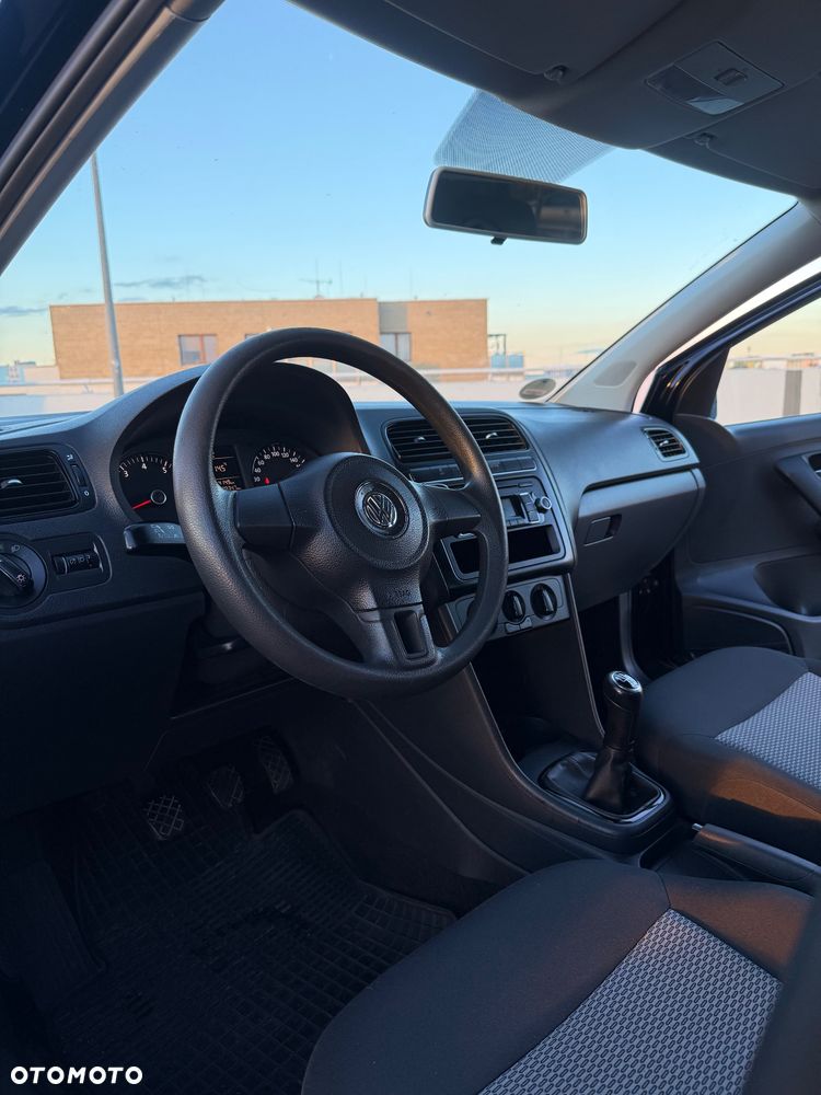 Volkswagen Polo - 7