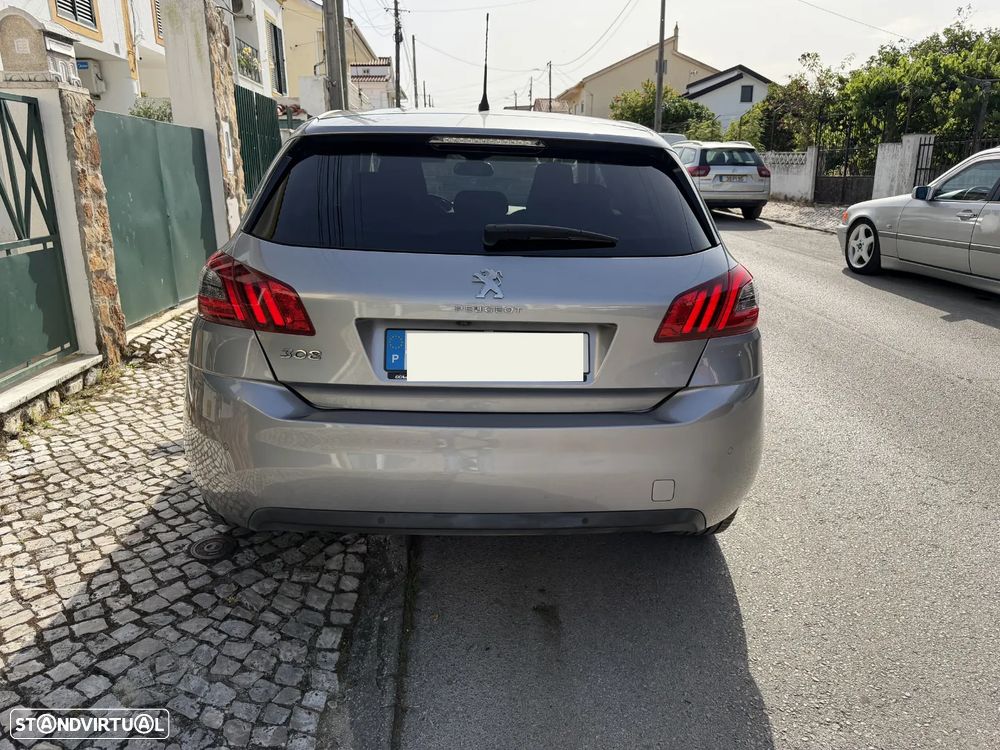 Peugeot 308 PureTech 130 EAT8 Active Pack - 4