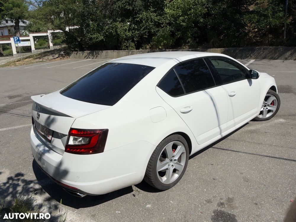 Skoda Octavia 2.0 TSI RS 230 - 6
