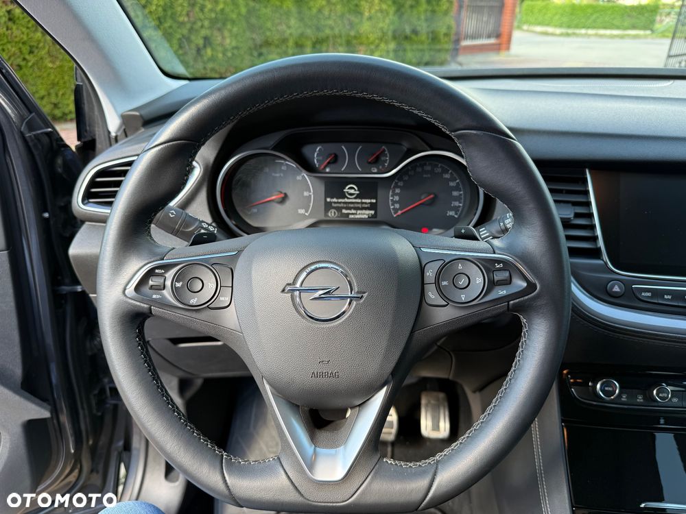 Opel Grandland X Plug-in-Hybrid4 1.6 DI Start/Stop Ultimate - 26
