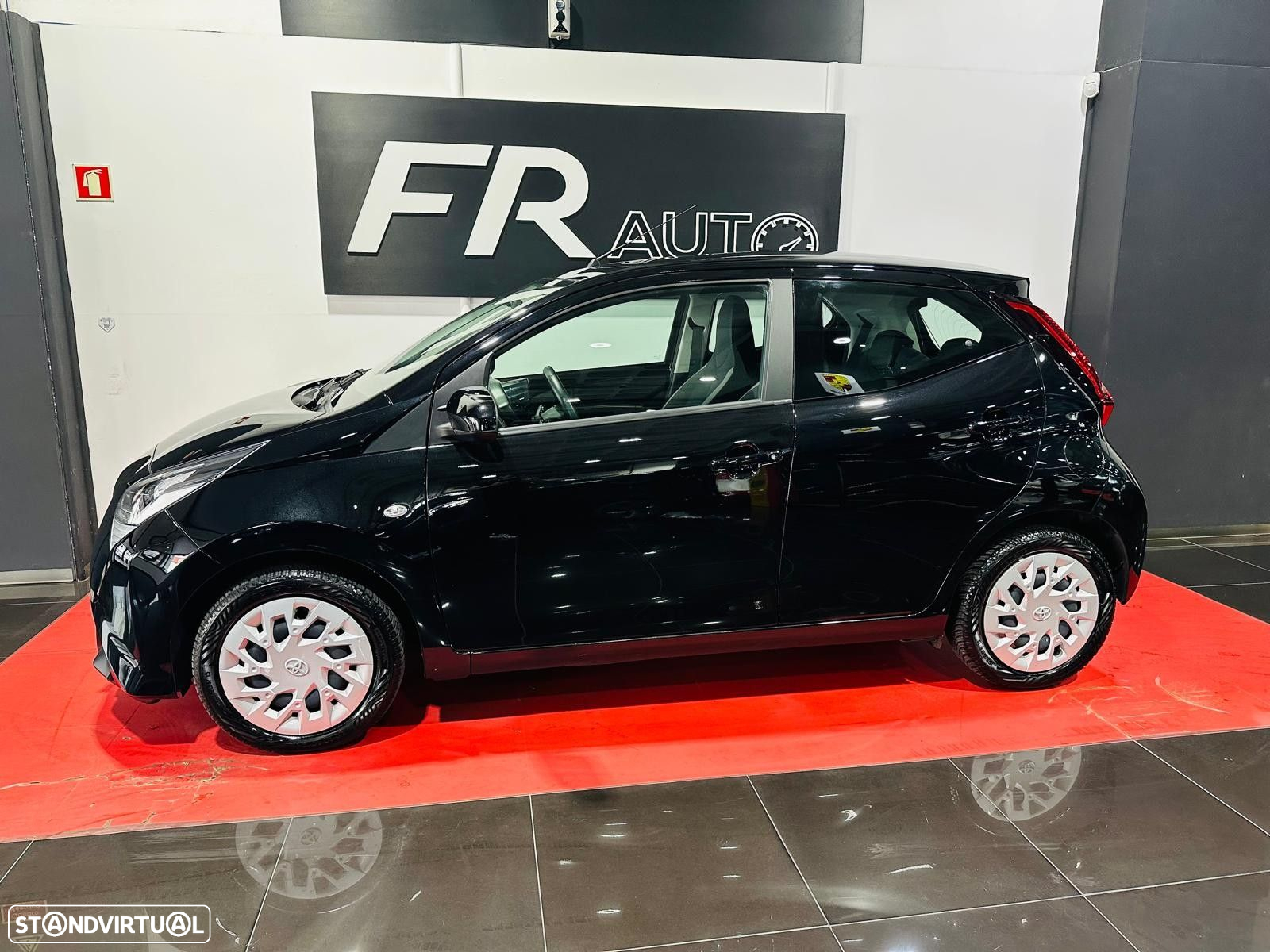 Toyota Aygo 1.0 X-Plus - 9
