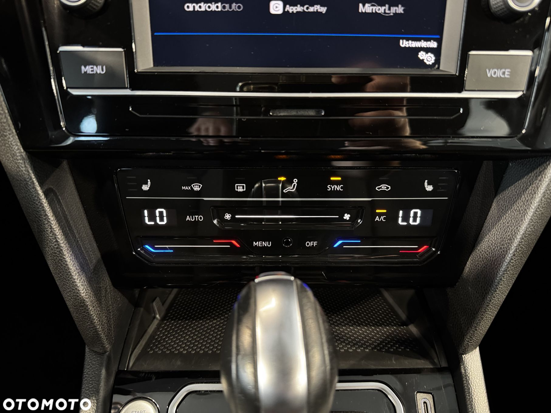 Volkswagen Passat - 24