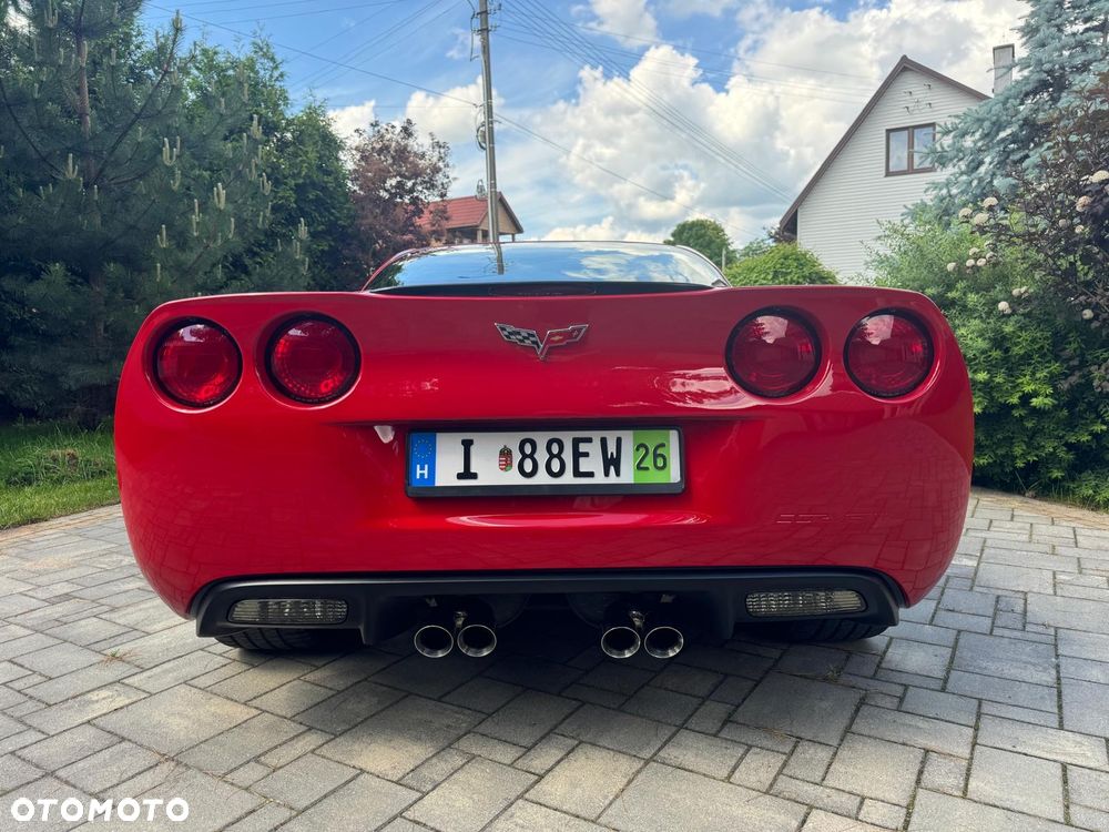 Chevrolet Corvette - 8