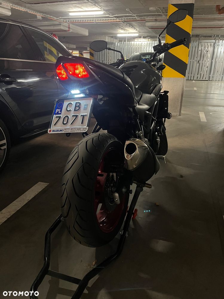 Suzuki SV - 13