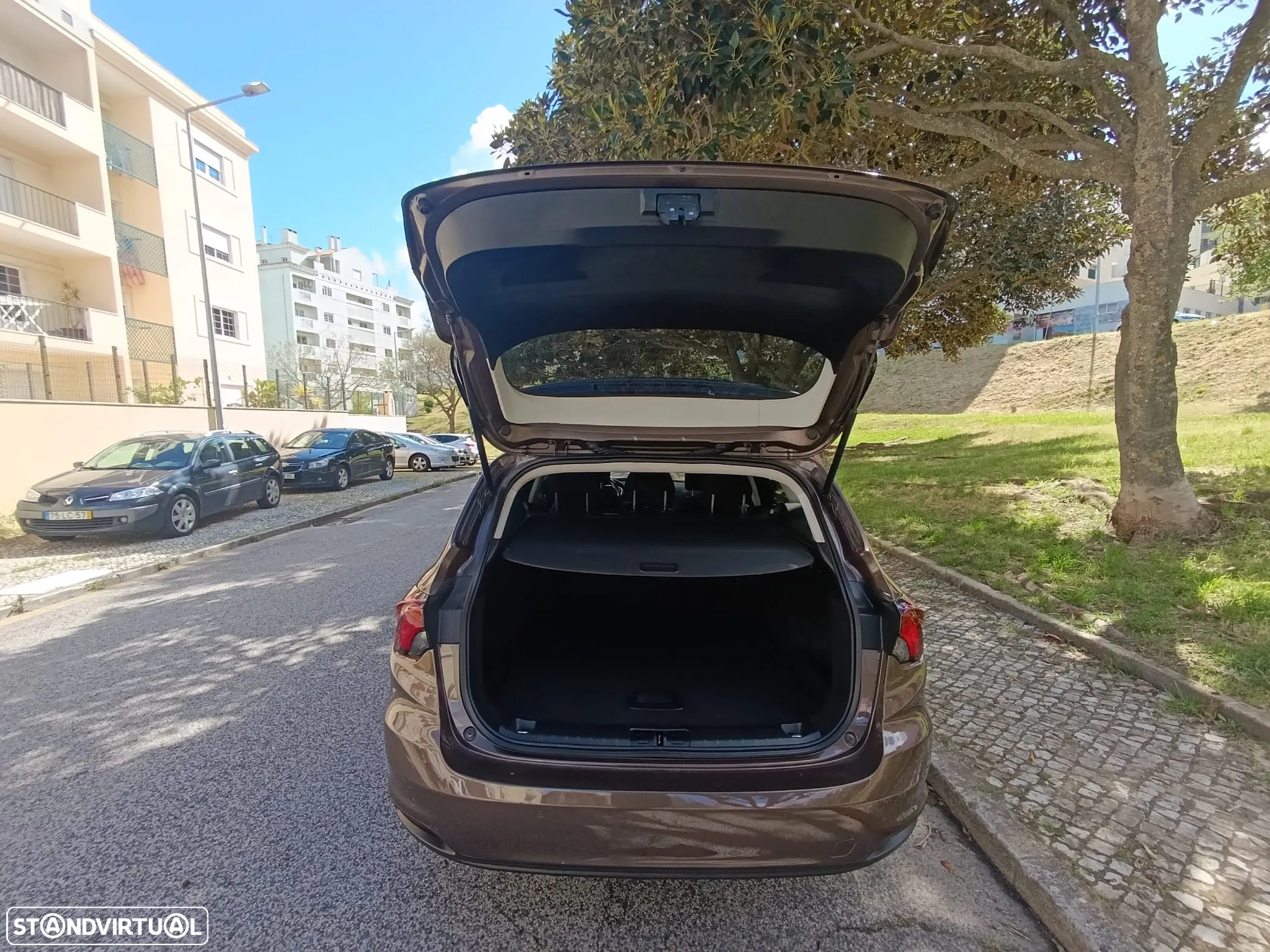 Fiat Tipo Station Wagon 1.3 M-Jet Lounge J17 - 23