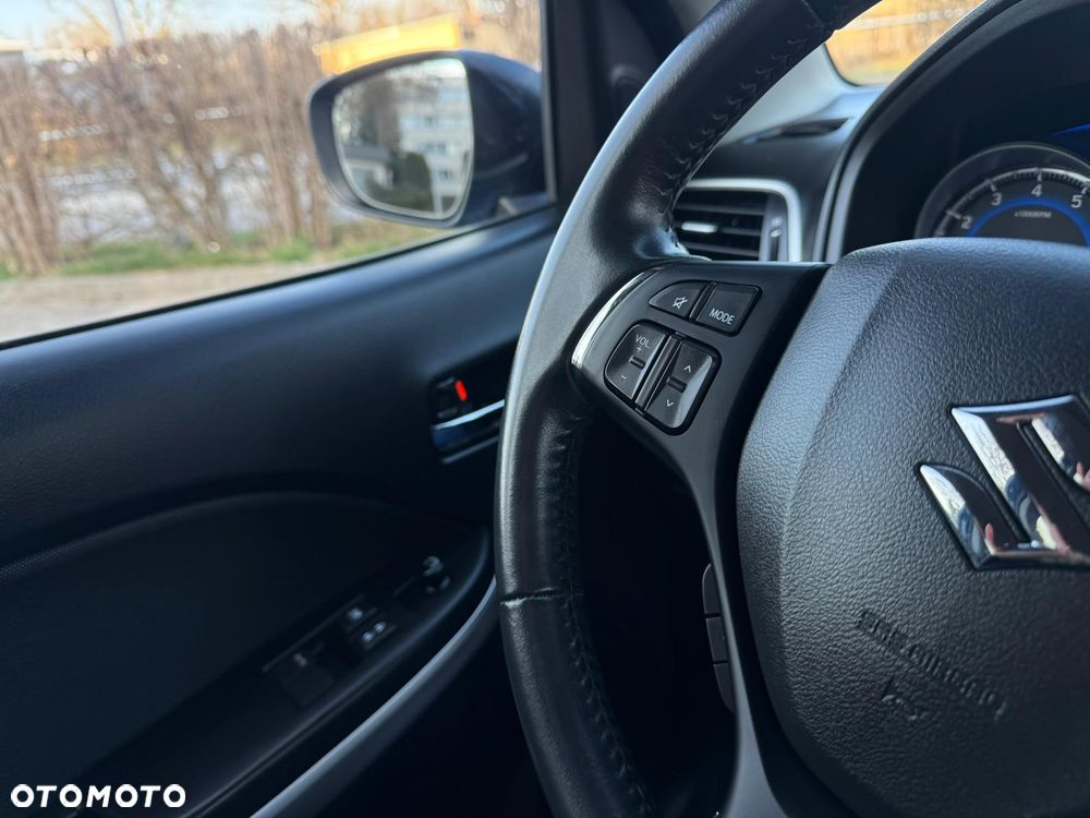 Suzuki Baleno 1.2 Dualjet Club - 32