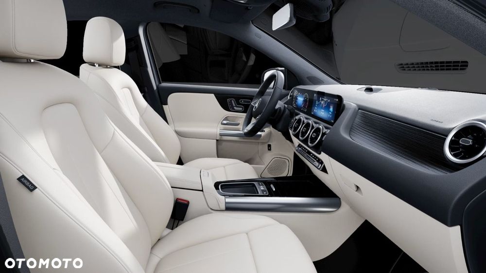 Mercedes-Benz GLA - 7