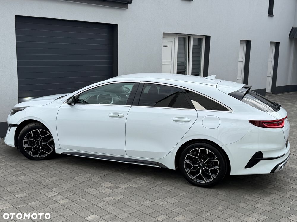 Kia ProCeed 1.5 T-GDI DCT7 OPF GT LINE - 27