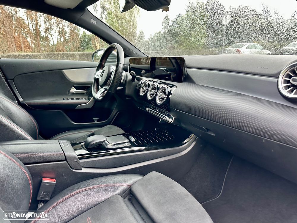 Mercedes-Benz A 180 d 7G-DCT AMG Line - 34