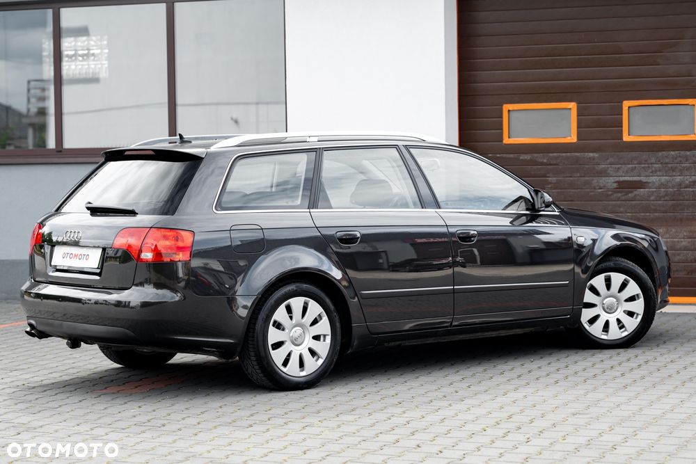 Audi A4 Avant 2.0 TDI - 15