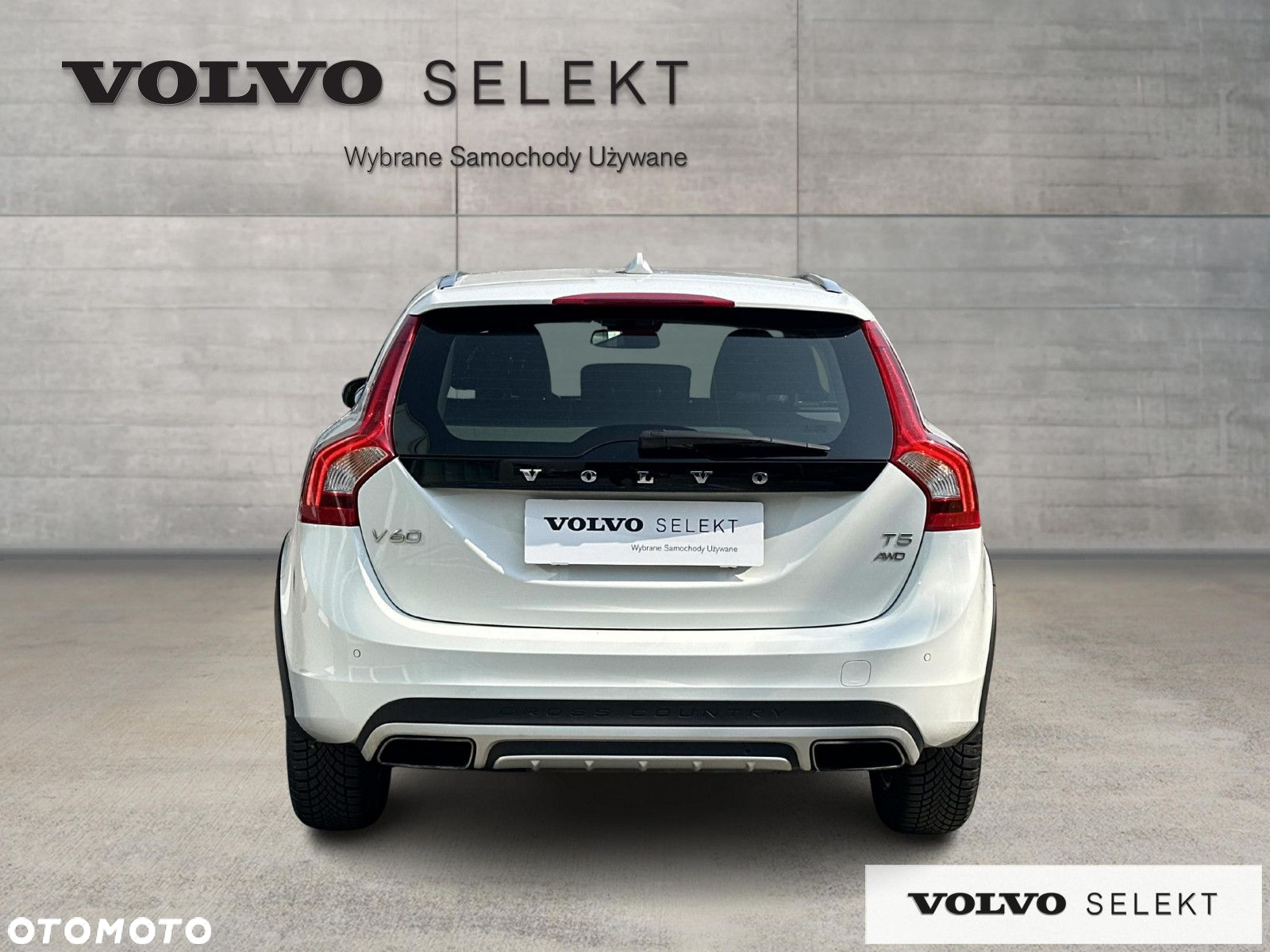 Volvo V60 Cross Country - 5