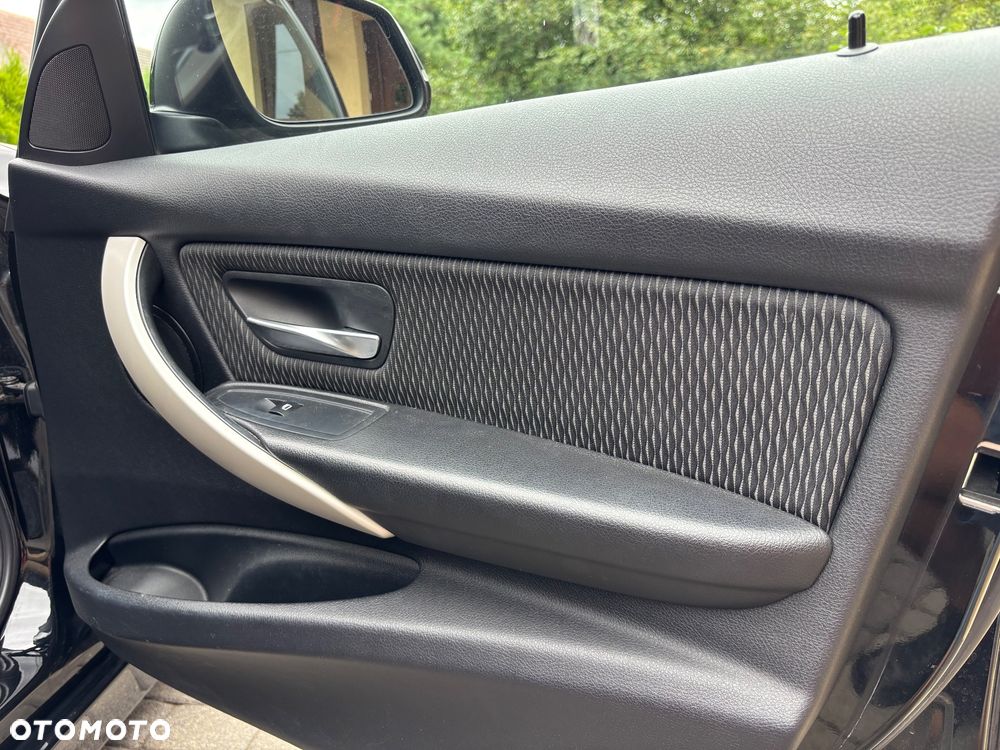 BMW Seria 3 - 20