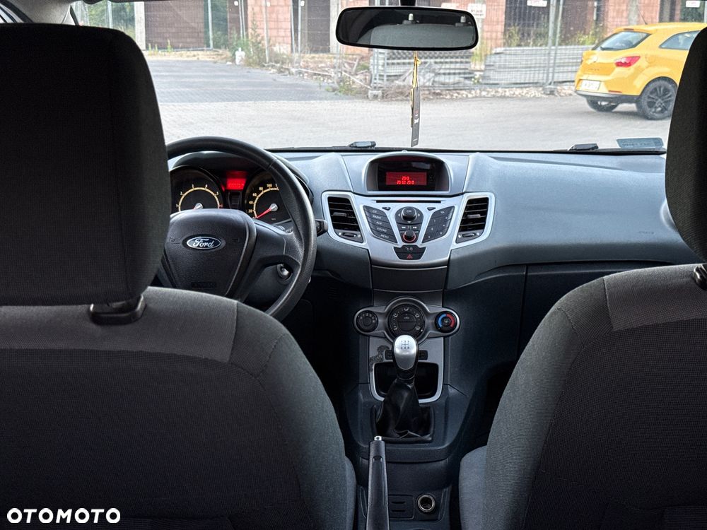 Ford Fiesta 1.25 Ambiente - 19