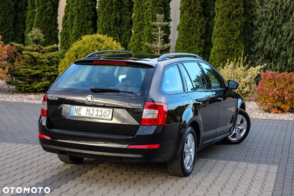 Skoda Octavia Combi 2.0 TDI Ambition - 7