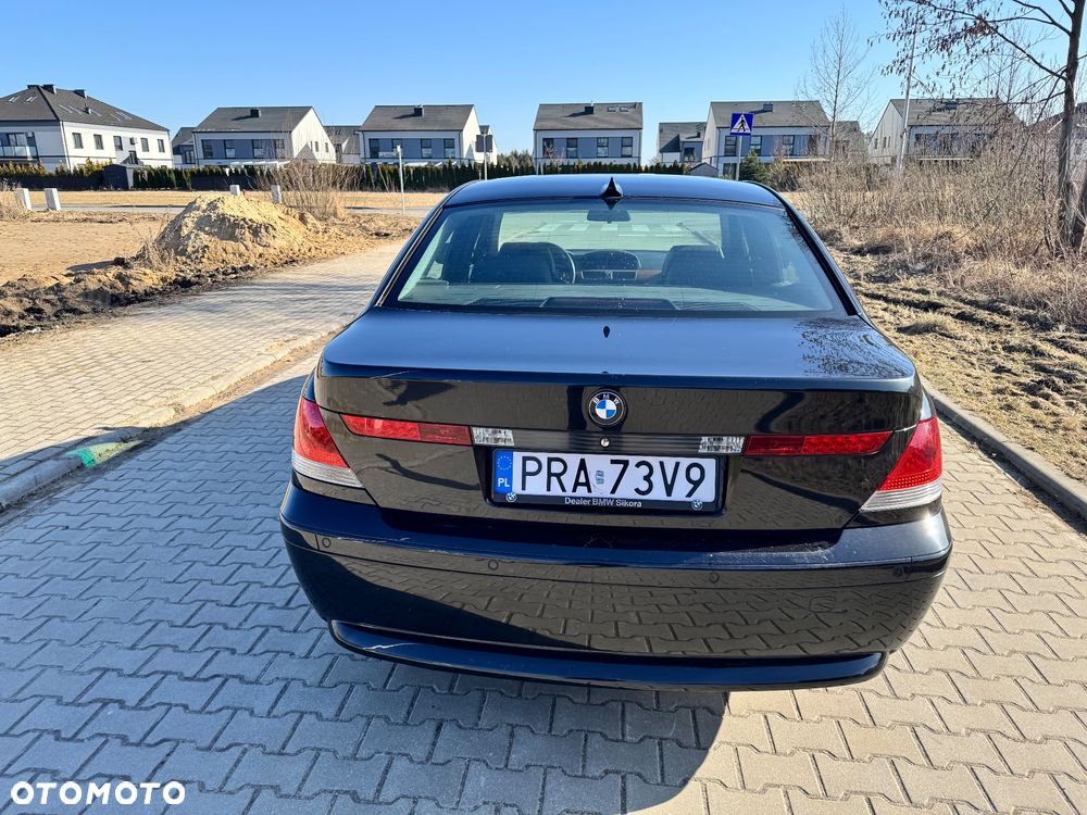 BMW Seria 7 735i - 2