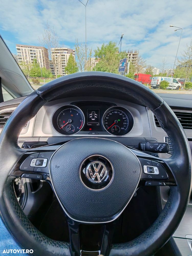 Volkswagen Golf 1.6 TDI DSG BMT Comfortline - 8