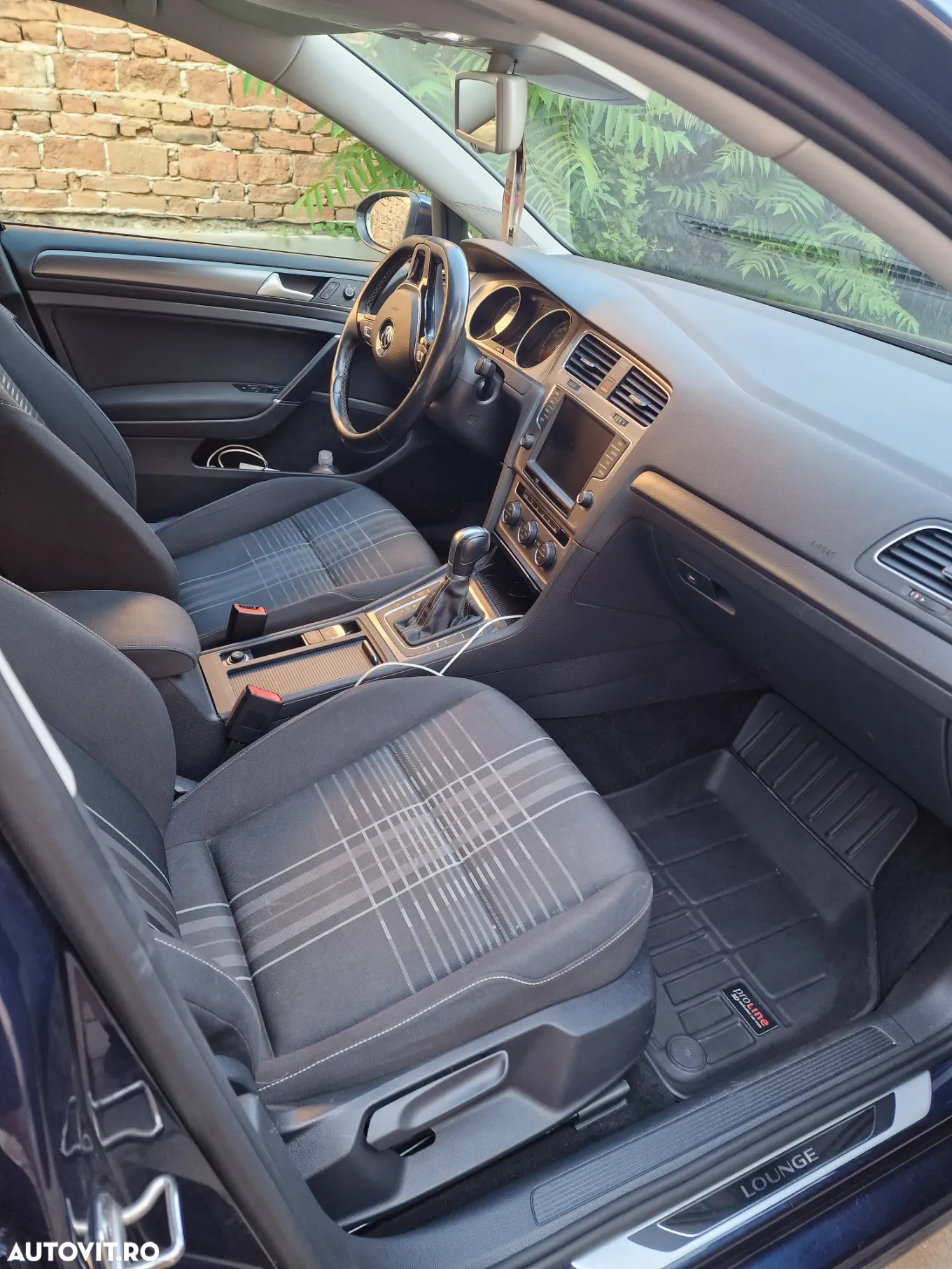 Volkswagen Golf 1.6 TDI DPF BMT DSG Highline - 6