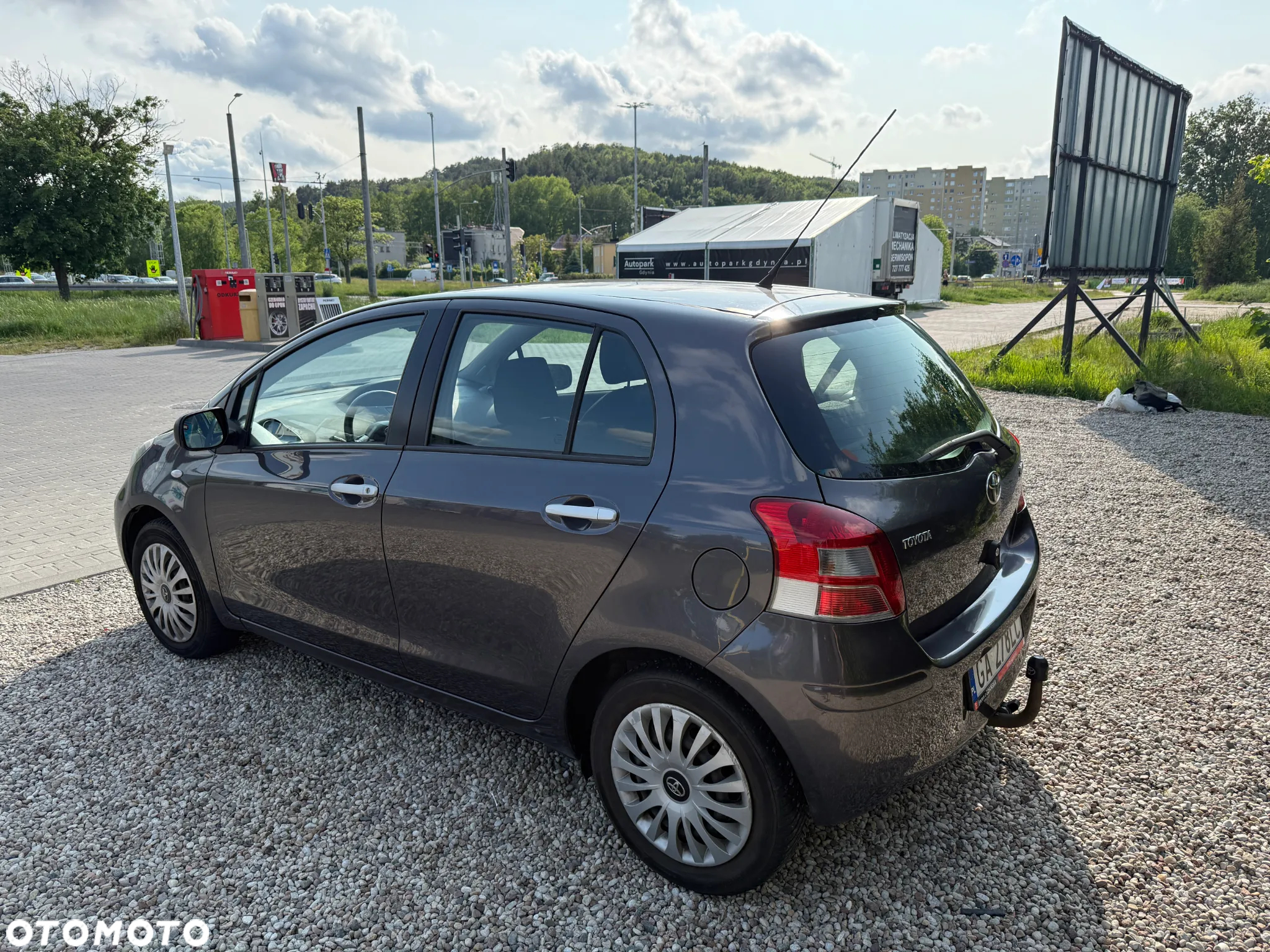 Toyota Yaris - 8