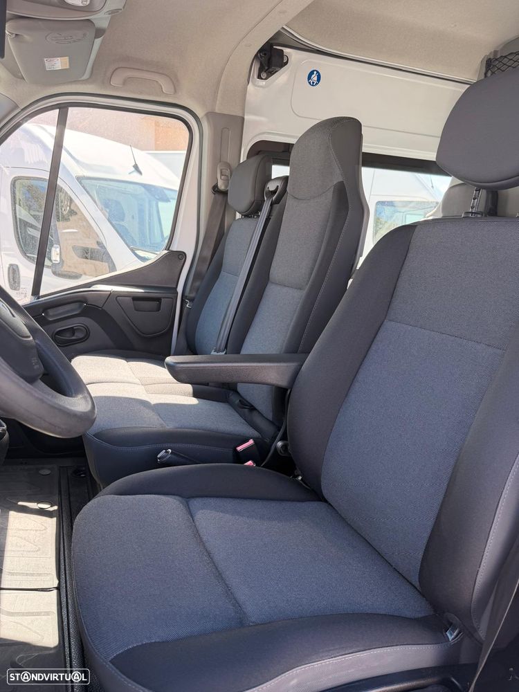 Renault Master 7Lug Maxi - 14