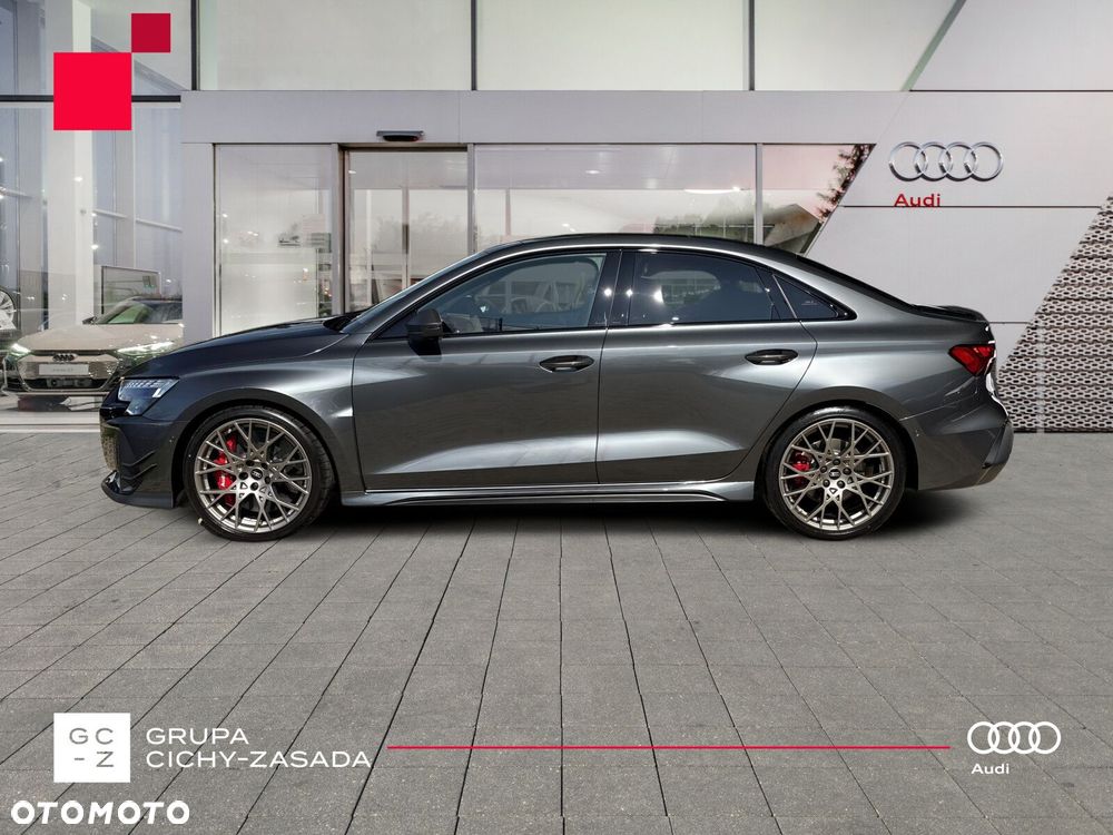 Audi RS3 Limousine - 3