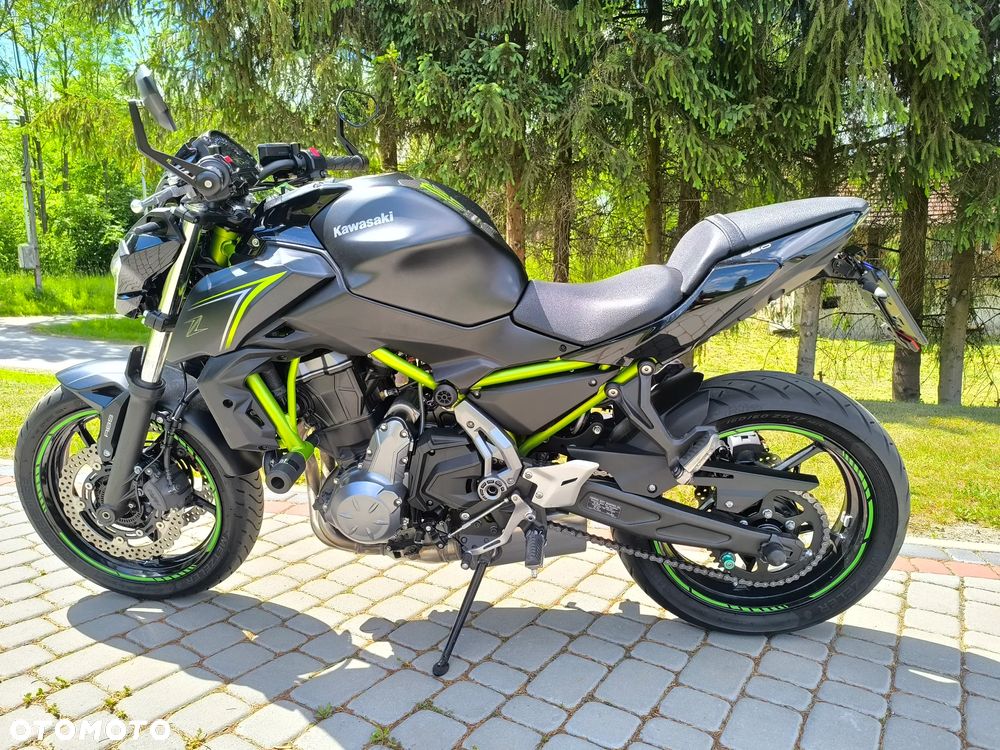 Kawasaki Z 650 - 16