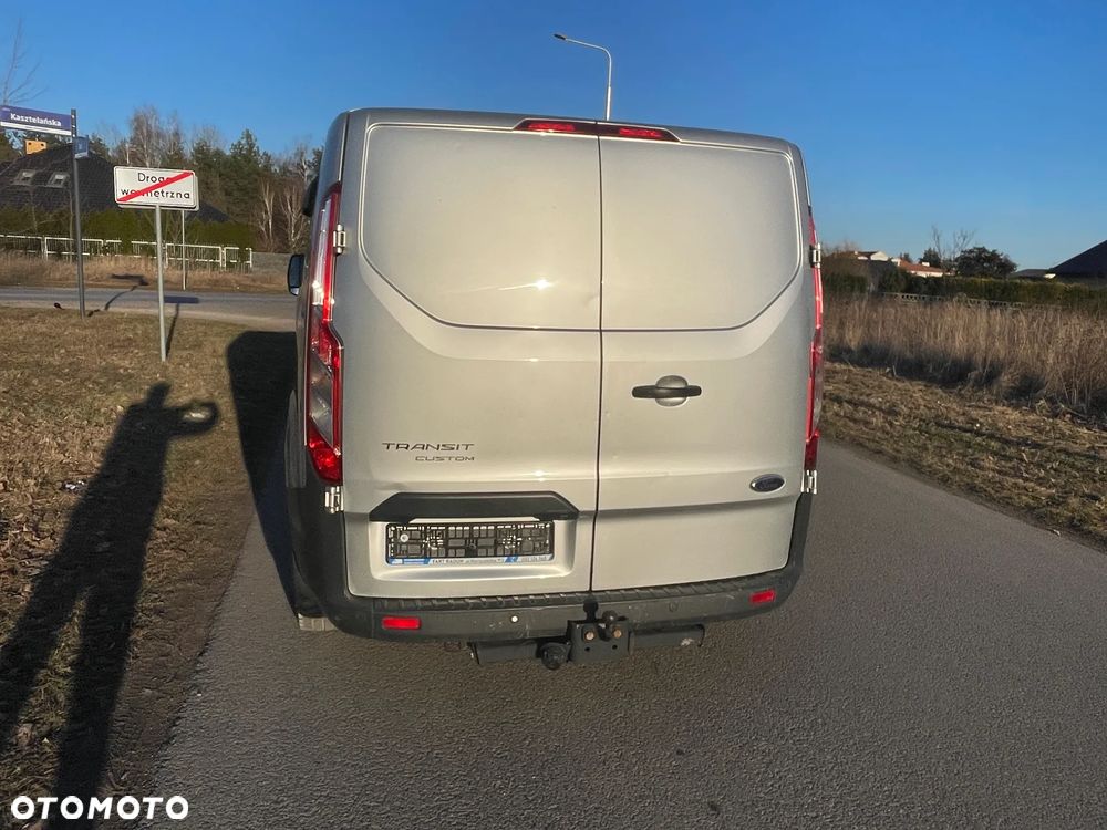 Ford TRANSIT CUSTOM - 10
