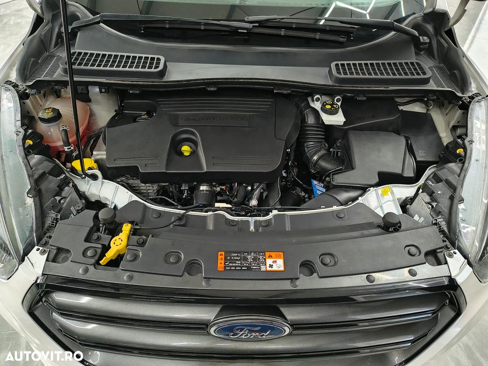 Ford Kuga - 9