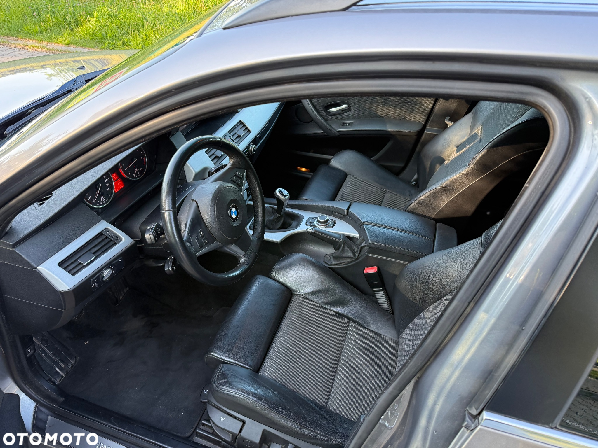 BMW Seria 5 525xd Touring - 18