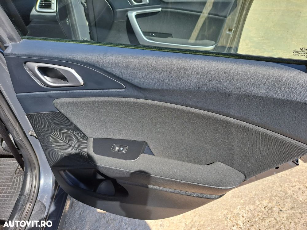 Kia Ceed 1.4 T-GDI Best - 20