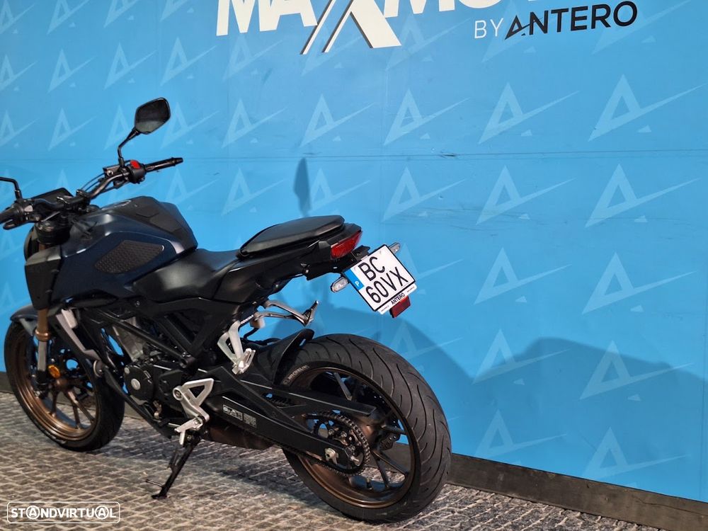Honda CB 125 R - 7
