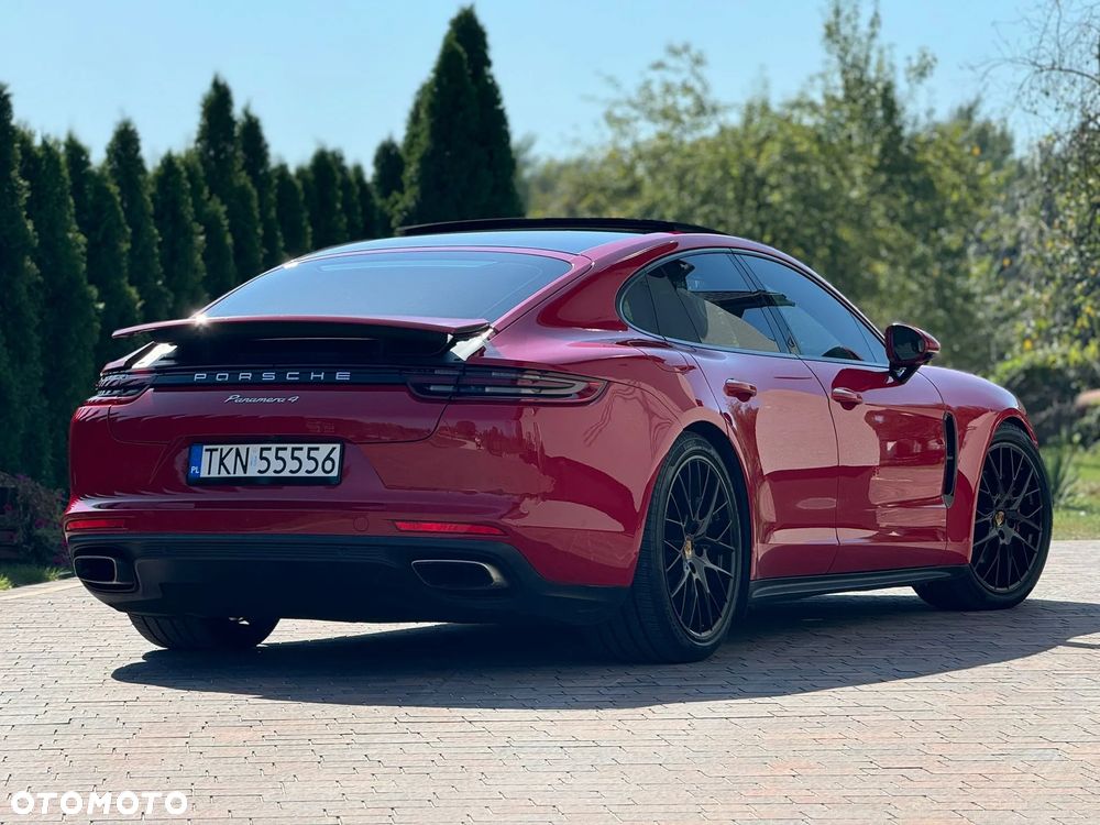 Porsche Panamera 4 - 25