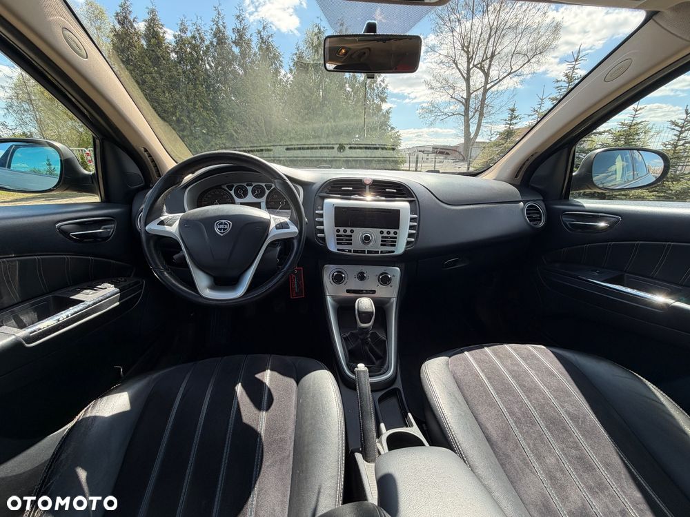 Lancia Delta 1.6 MultiJet 16v Silver - 7